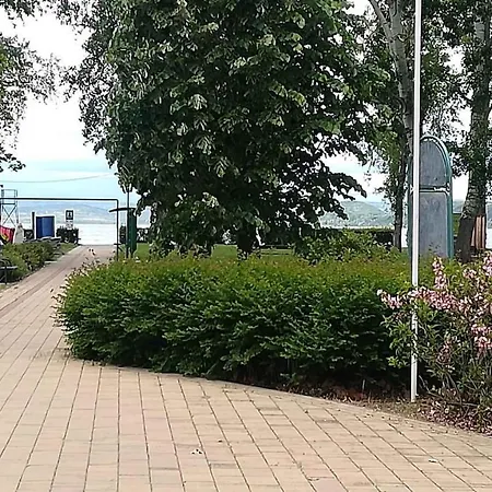 In 18533 Διαμέρισμα Balatonföldvár