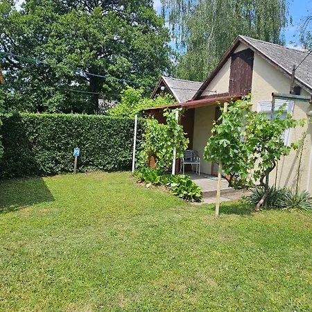 Διαμέρισμα In 18533 *